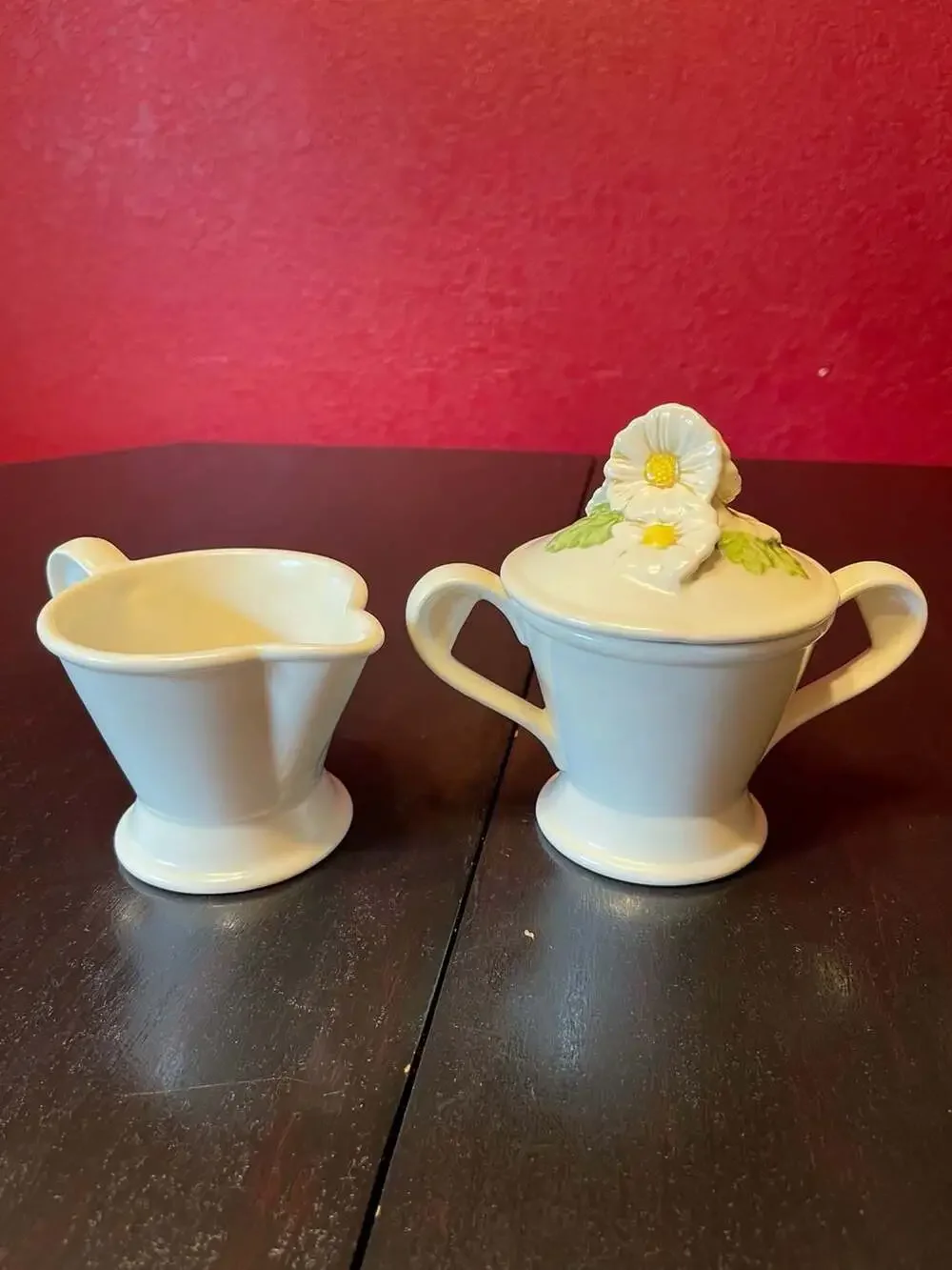 Vintage Ceramic Daisy Creamer and Sugar Bowl Set